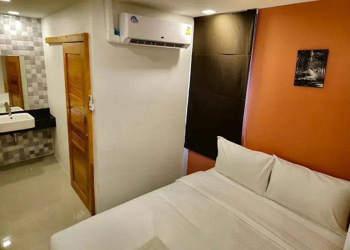 Sleepstation At Pratunam Hotel